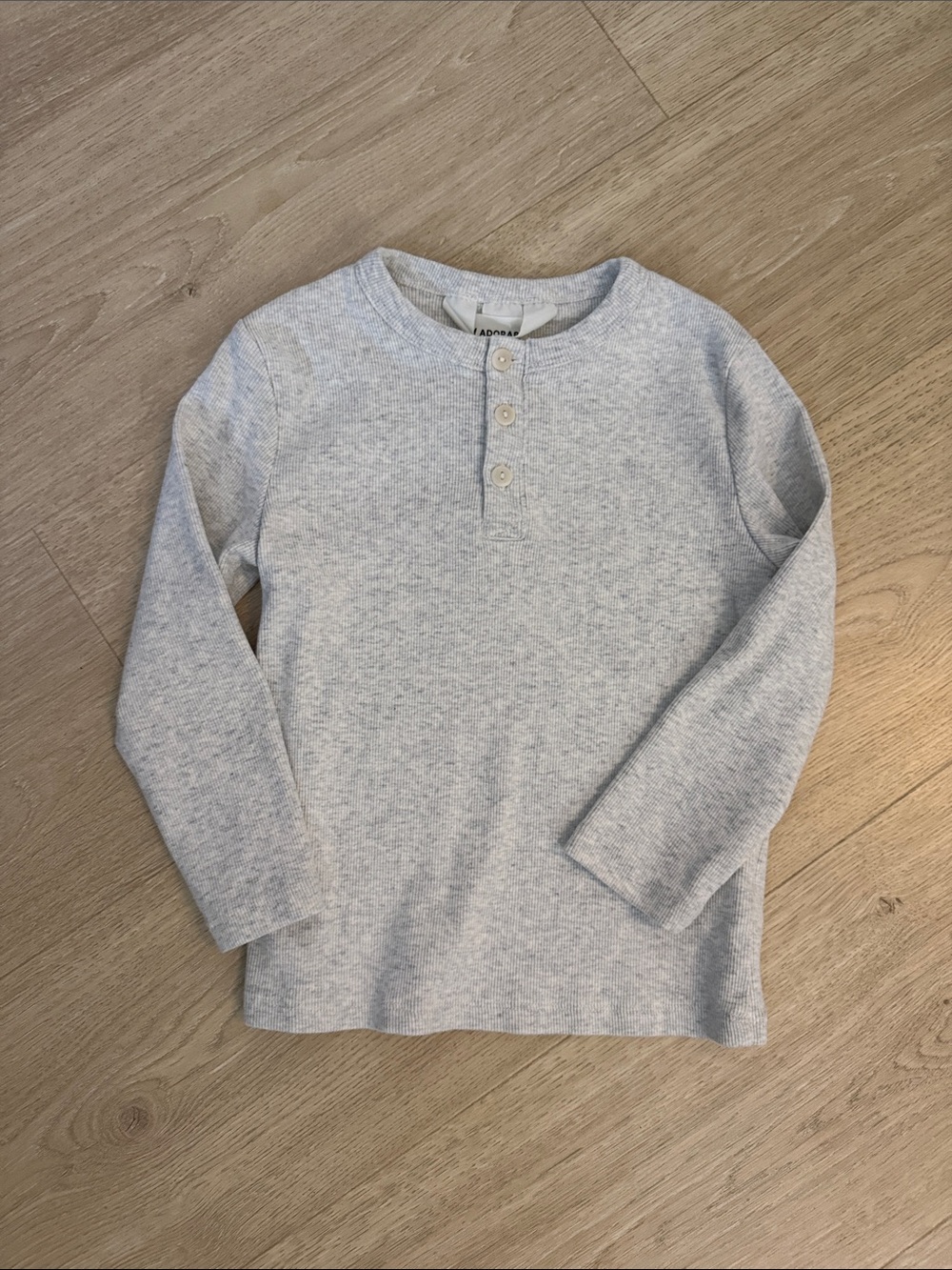 H&M Adorables Gray Long-Sleeve Henley Tee 3/4T nwot